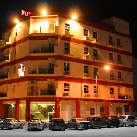 Hotel Time Boutique Nilai Buitenkant foto