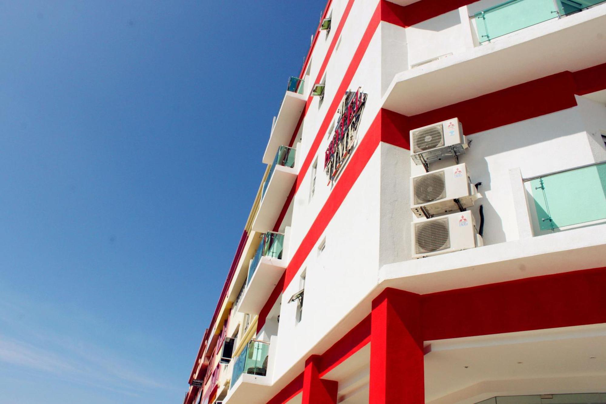 Hotel Time Boutique Nilai Buitenkant foto