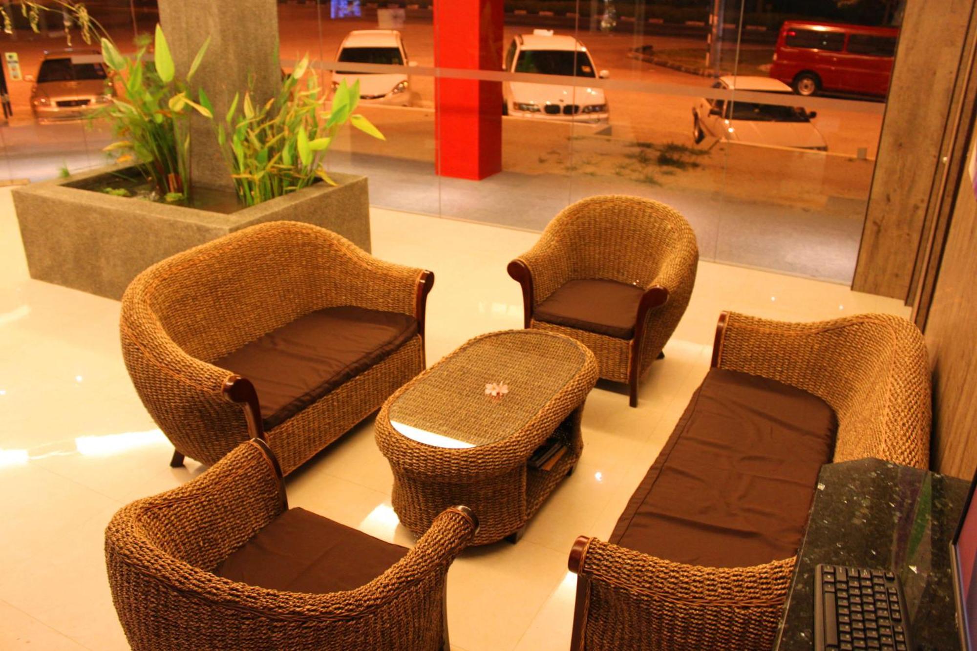 Hotel Time Boutique Nilai Buitenkant foto