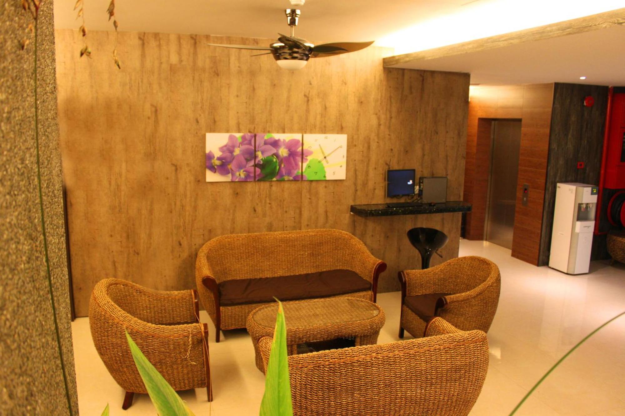 Hotel Time Boutique Nilai Buitenkant foto